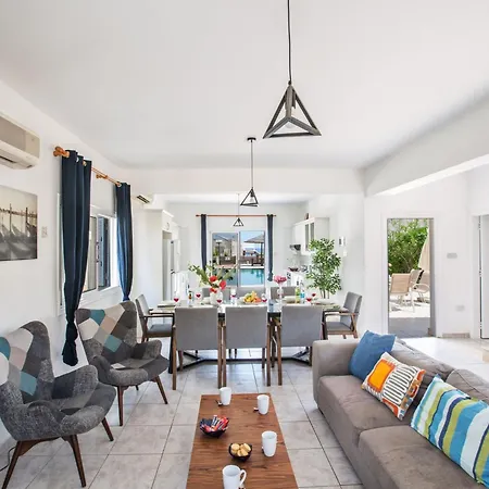 Vakantiehuis Mit Pool Am Der Fig Tree Bay By Interhome