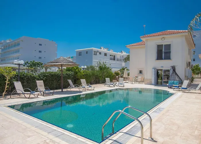 Mit Pool Am Der Fig Tree Bay By Interhome Vakantiehuis