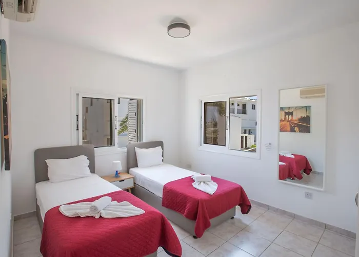 Vakantiehuis Mit Pool Am Der Fig Tree Bay By Interhome