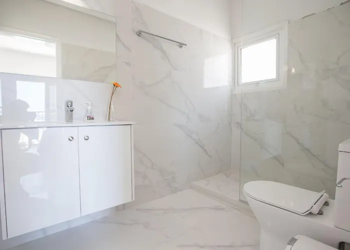 Mit Pool Am Der Fig Tree Bay By Interhome Vakantiehuis